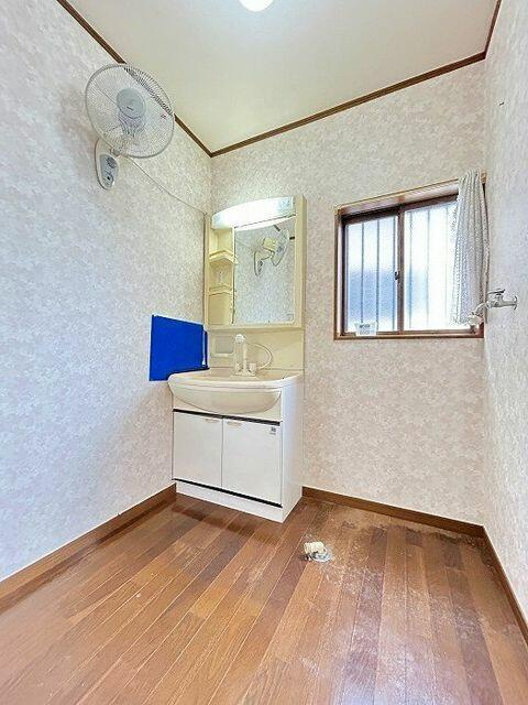 富士市原田の中古一戸建|洗面台