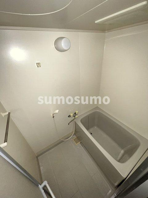 尼崎市上ノ島町３丁目の賃貸マンションの浴室