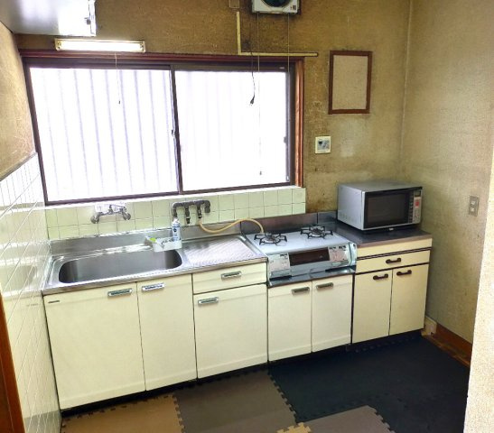 羽曳野市 堺大和高田線ロードサイド沿 駐車場2台付 店舗・事務所のキッチン
