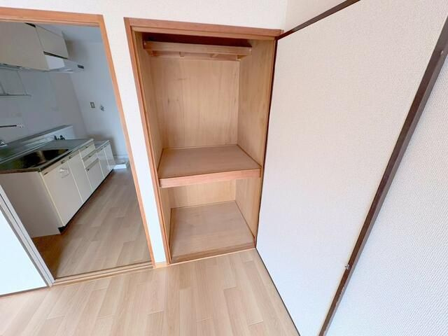 グランドール川秋の収納