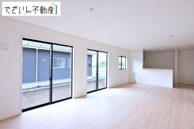 【居間・リビング】 | CRADLE GARDEN加須市北下新井 第6　【平屋】新築住宅 | ≪1号棟≫
現地(2026年9月撮影)
