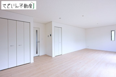 【居間・リビング】 | CRADLE GARDEN加須市北下新井 第6　【平屋】新築住宅 | ≪1号棟≫
現地(2026年9月撮影)