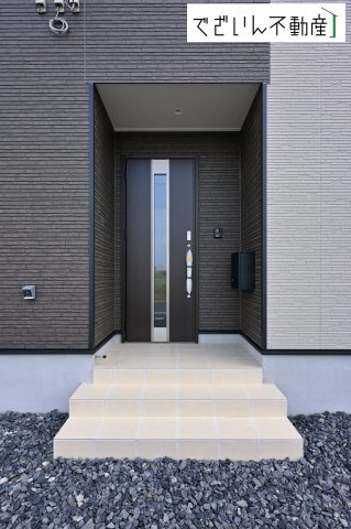 【玄関】 | CRADLE GARDEN加須市北下新井 第6　【平屋】新築住宅 | ≪1号棟≫
現地(2026年9月撮影)