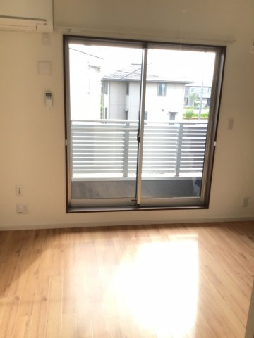 ルナカーサの洋室|コンパクトで使いやすい洋室です