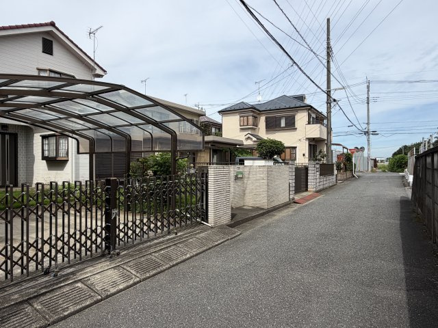 【前面道路含む現地写真】 | 南埼玉郡宮代町川端4丁目　中古戸建