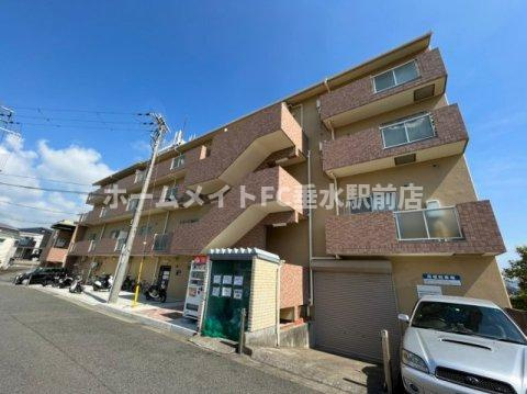 サニーパレス神陵台の外観