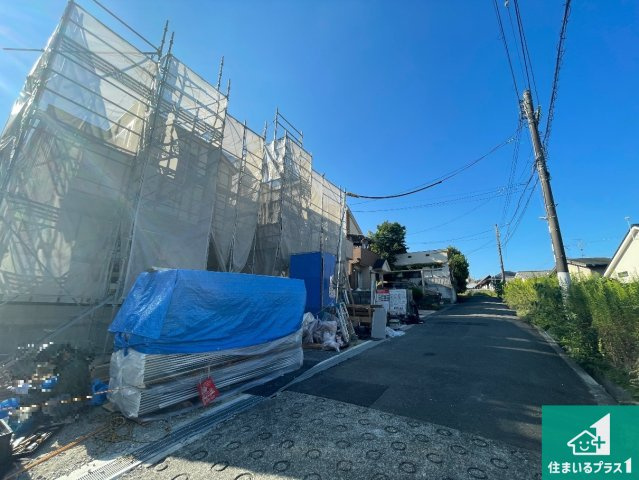 ■高槻市奥天神町　第1期　新築一戸建ての前面道路含む現地写真|現在建築中！落ち着いた街並みで新生活を始めることが出来そう！周辺の物件も併せてご紹介させて頂きます！