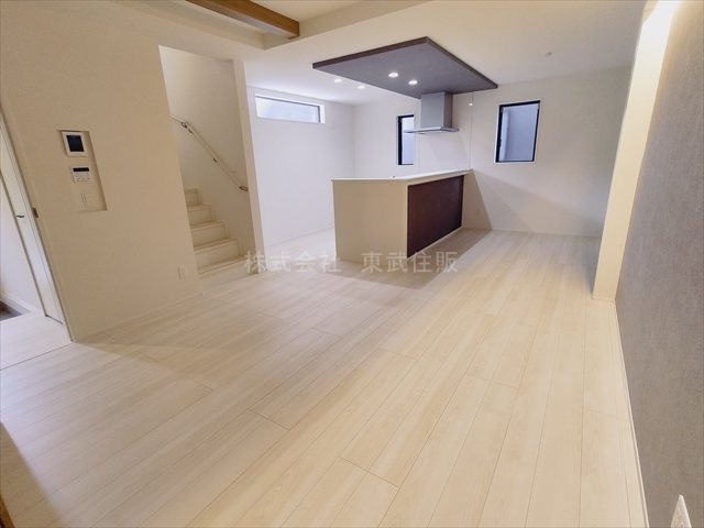 【居間・リビング】の画像