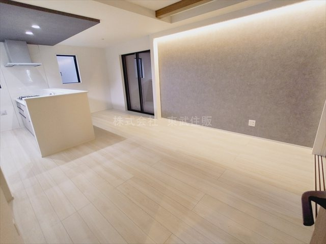 【居間・リビング】の画像