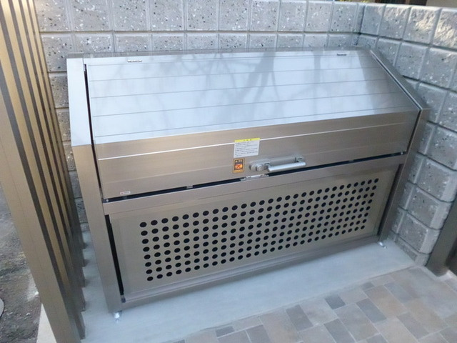 柿の木ガーデンプレイスのその他共用部分|★入居者専用のゴミストッカー★