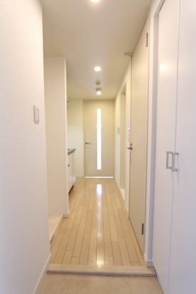プラウドフラット学芸大学の玄関