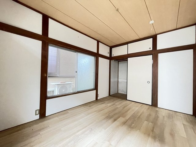 岩戸3丁目戸建のその他|洋室
