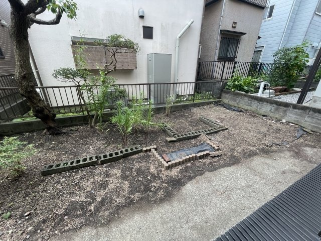 岩戸3丁目戸建のその他|庭