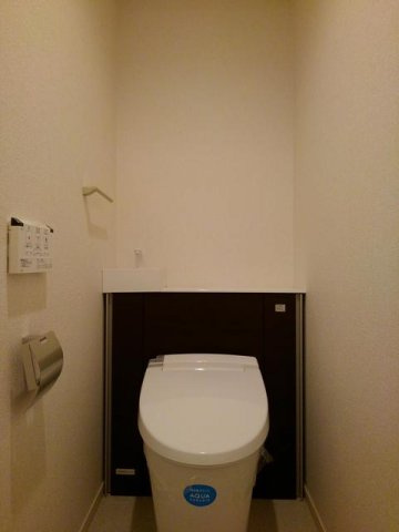 セレーノ　Ⅲのトイレ|落ち着いた色調のトイレです