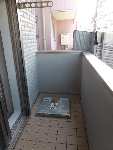 Tコンフォースのバルコニー|外からの目が気にならないバルコニーで洗濯物が干せます