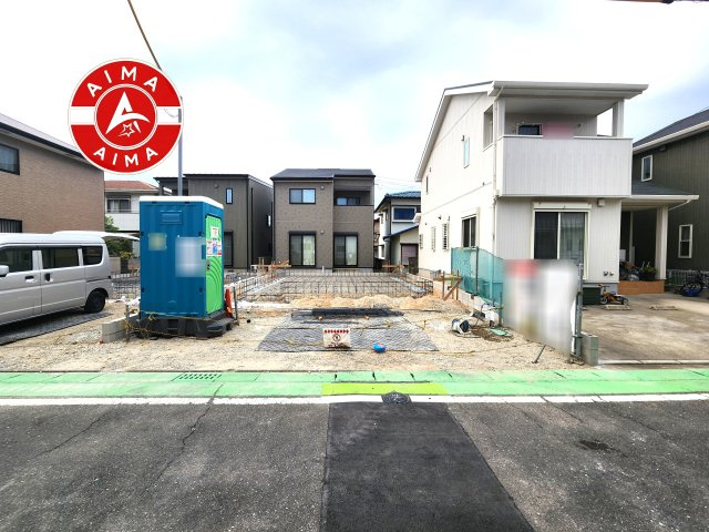 福岡市早良区田隈3丁目第2-2棟（2号棟）の前面道路含む現地写真|見学の時間などお気軽にお問い合わせ下さい。
