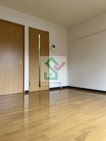 サンフラッツの寝室