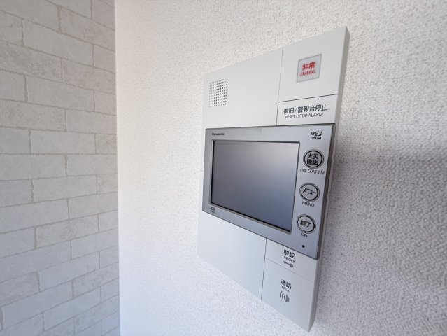 プレサンスTHE神戸のセキュリティ|同物件別部屋写真