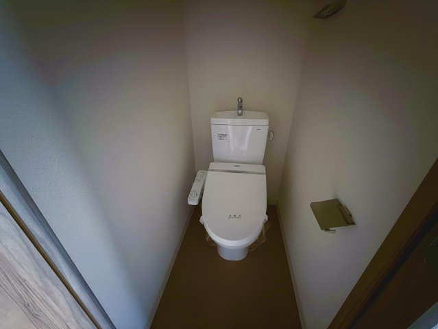 プレサンスTHE神戸のトイレ|同物件別部屋写真