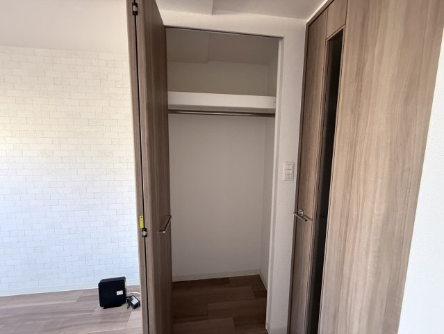 プレサンスTHE神戸の収納|同物件別部屋写真