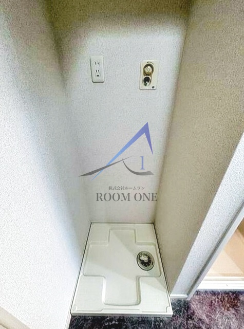 ＰＡＬＡＺＺＯ秀亜の設備|洗濯機置き場です。