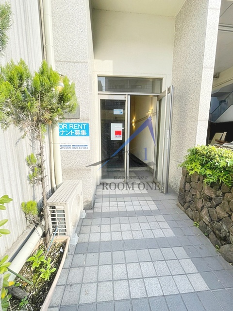 慶応マンションのエントランス|エントランスです。
