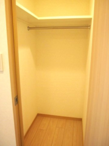 ルーブル新宿西落合八番館の収納