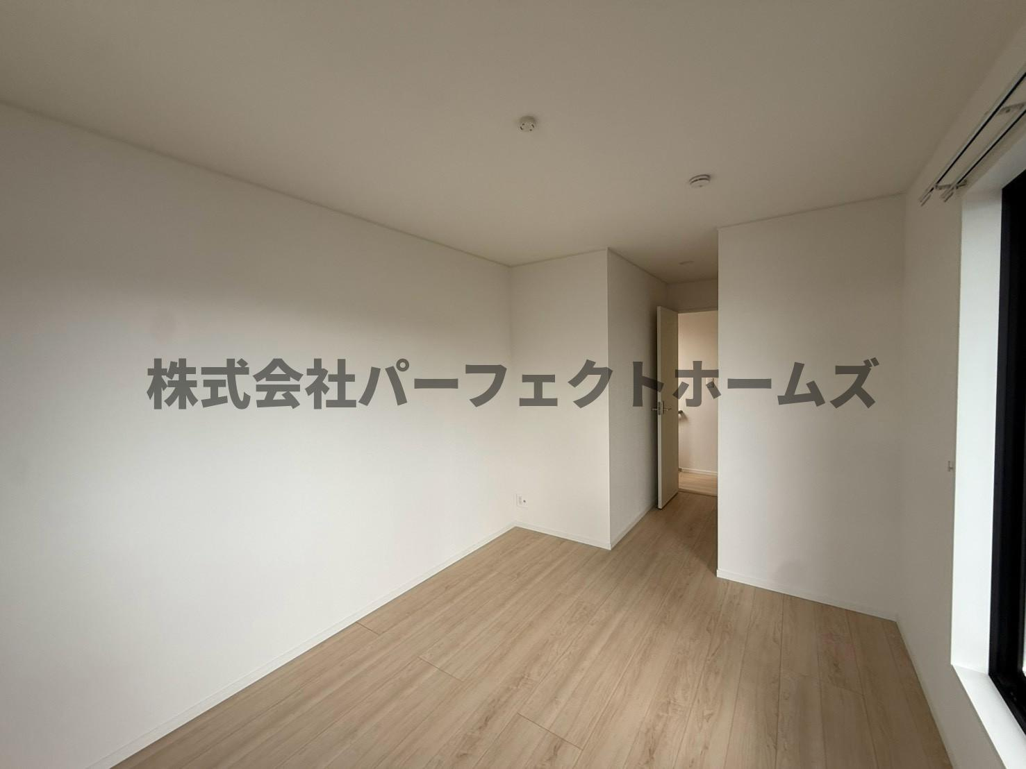 長尾峠町戸建　賃貸の洋室|個人の部屋や寝室として使える洋室です