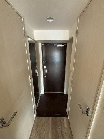 プレサンス　ＴＨＥ　神戸の玄関|同物件別部屋写真