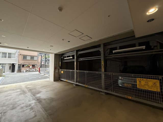 プレサンスKOBEグレンツのロビー