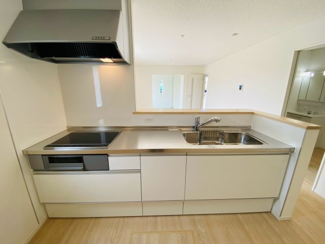 クレイドルガーデン／南区富合町大町第５／２号棟のキッチン