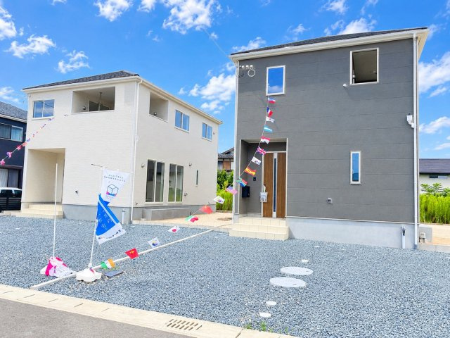 クレイドルガーデン／南区富合町大町第５／２号棟の駐車場