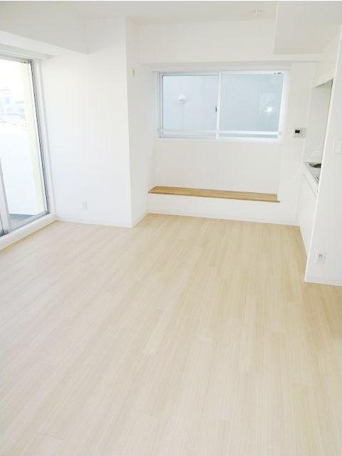 代官山眺めのいい家の居間・リビング