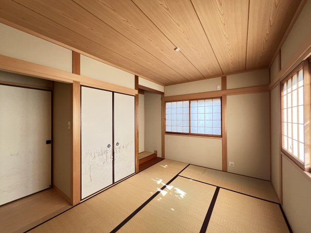 香芝市旭ヶ丘1丁目の和室|落ち着いた和室6帖
