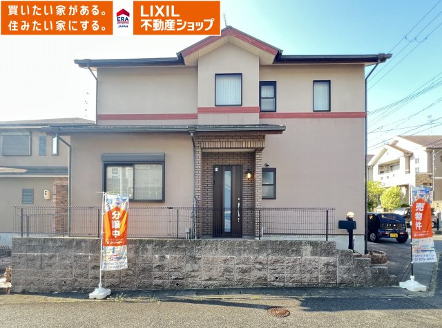 香芝市旭ヶ丘1丁目の外観|ゆとりある間取りの3LDKの戸建です