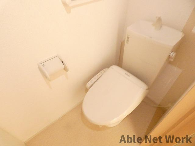 グランパール延方Iのトイレ|温水洗浄便座