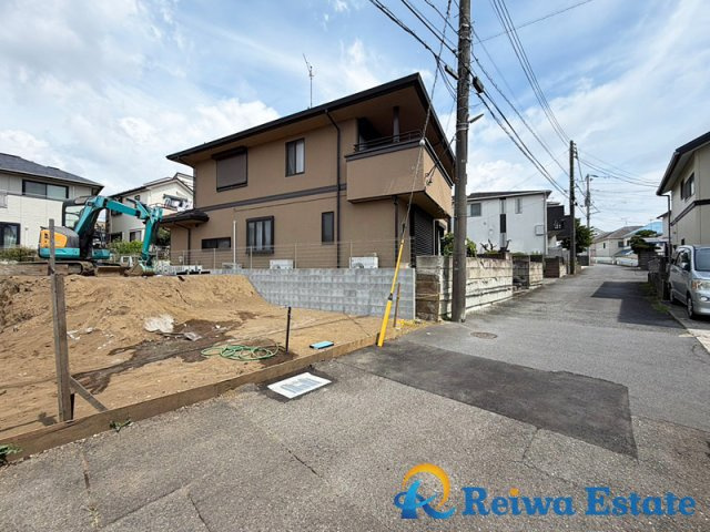 売地　藤沢市羽鳥5丁目の前面道路含む現地写真