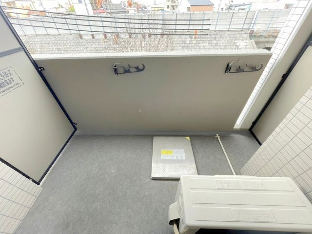 レジュールアッシュ淡路駅前のバルコニー