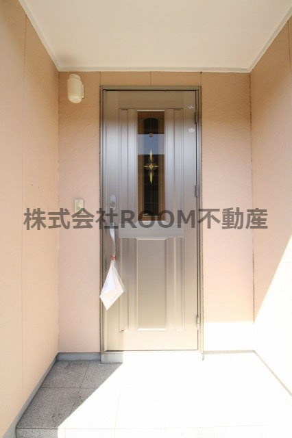 原口貸家(樺山3111)の玄関