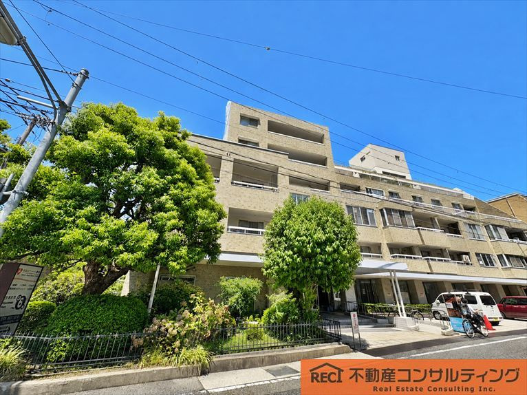 日生住吉コープの外観
