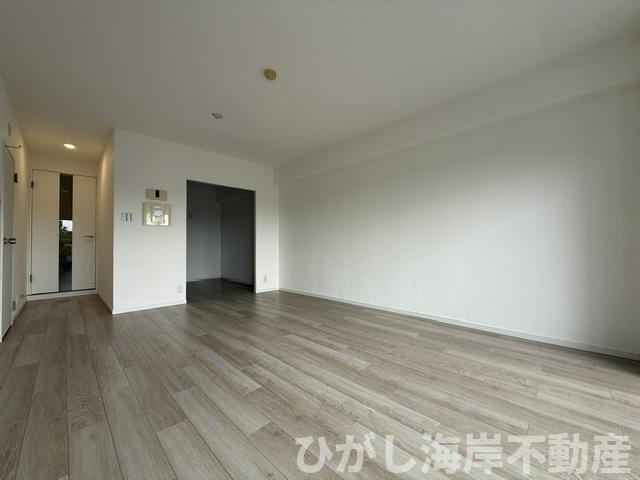 パレ平塚すみれ平参番館のダイニング|新規リフォーム完了！　11.6帖　LDK