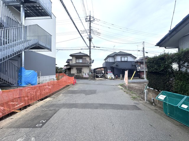 柏市豊四季売地【柏第二小学校：5分】の前面道路含む現地写真|南東側前面道路・幅員約6.3ｍ