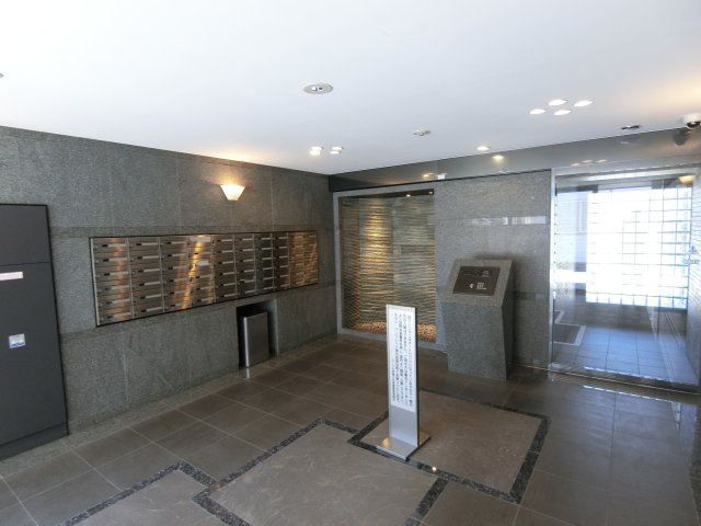ルーブル武蔵小杉参番館のロビー
