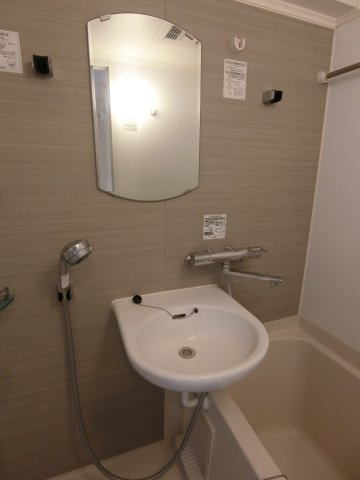 ルーブル武蔵小杉参番館の浴室|他のお部屋の参考写真となります。