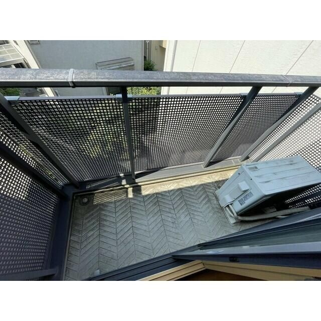 中町１丁目貸家のバルコニー