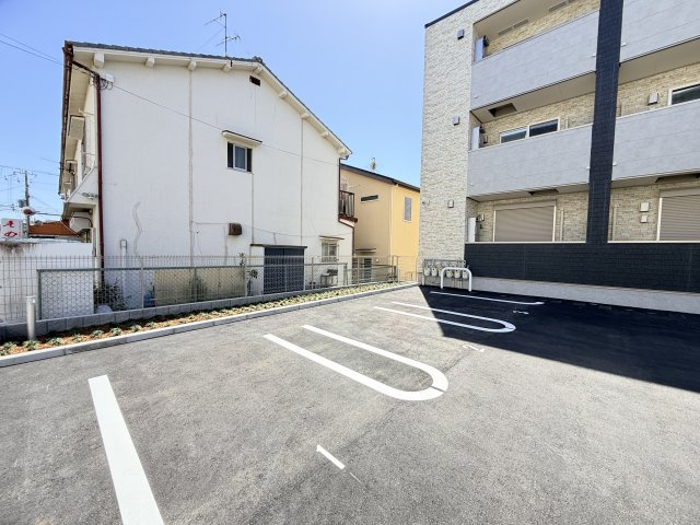 ヒカルサ神戸王塚台Ⅰの駐車場