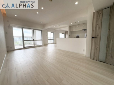 【居間・リビング】 | オークスクエア西神中央7番館 | ■陽当たり良好・眺望良好なマンション♪