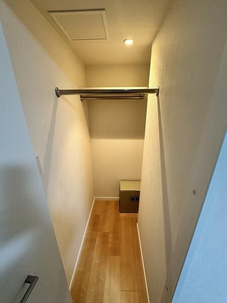 ＣＯＣＯＣＵＢＥ西日暮里の収納