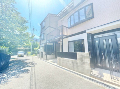 【周辺】 | 豊中市穂積１丁目中古戸建 | 現在ご返済中のカーローン・カードローン・教育ローンなどを住宅ローンに一本化したり、家具家電購入費用・引越し費用を住宅ローンと組み合わせるなど、お客さまにメリットの多い住宅ローンのご提案が可能です。