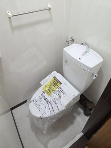 プレジデント浄心のトイレ|落ち着いた色調のトイレです